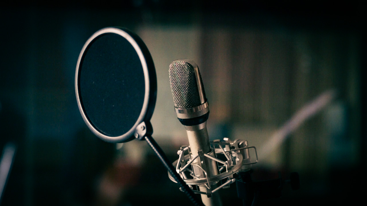 Bild zu Podcast Folge Volle Kraft voraus? Neue Impulse für eine praxisorientierte Energiewende: Die EnWG-Novelle 2025 im Fokus